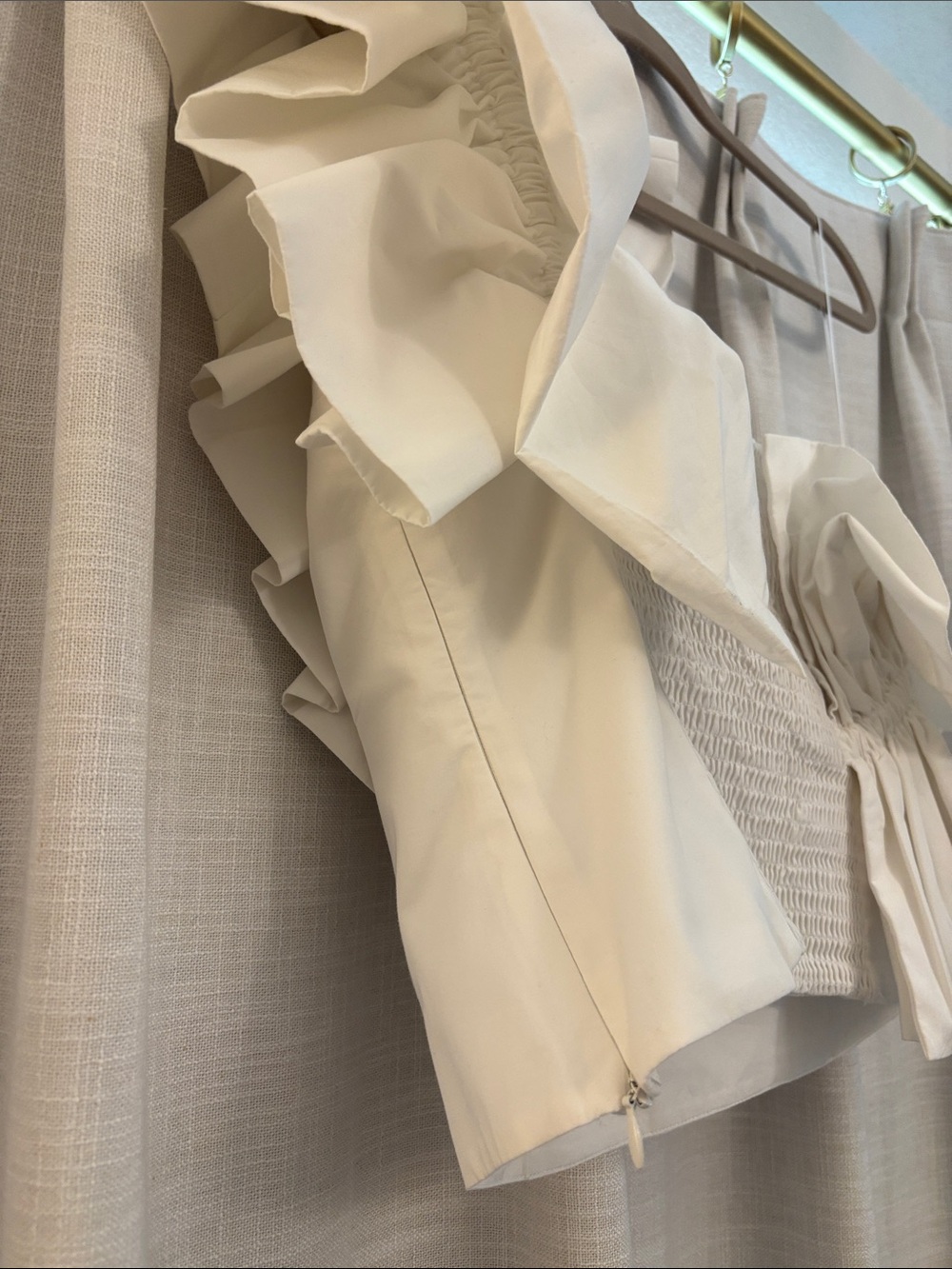 Zara Ruffled One-Shoulder Top, Medium - Picture 10 of 10